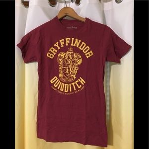 Gryffindor Quidditch tee Size XS Harry Potter